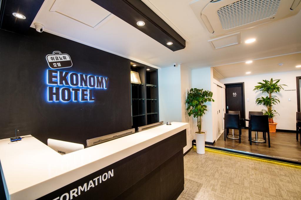 Ekonomy Hotel Σόκο Εξωτερικό φωτογραφία