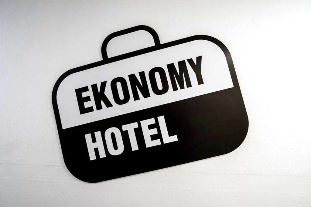 Ekonomy Hotel Σόκο Εξωτερικό φωτογραφία