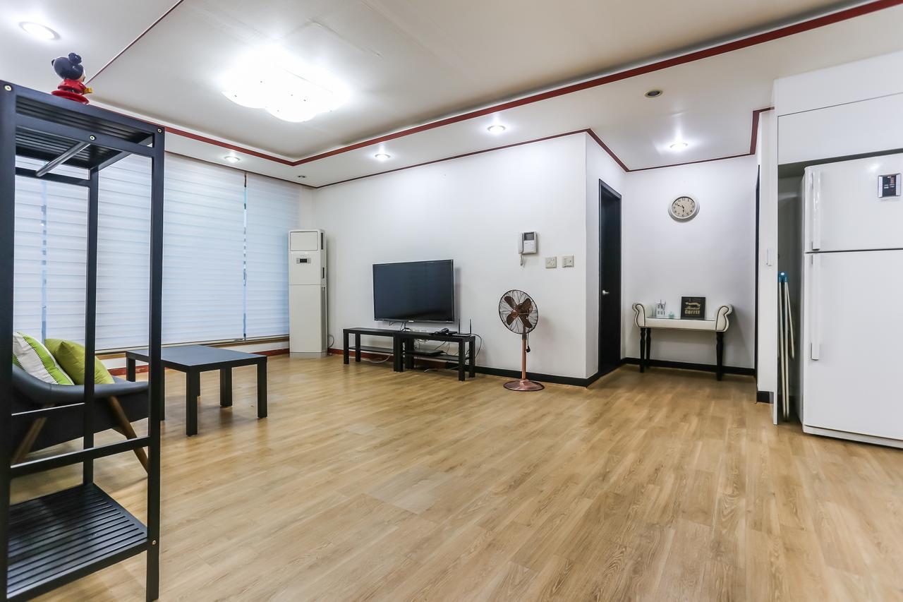 Ekonomy Hotel Σόκο Εξωτερικό φωτογραφία