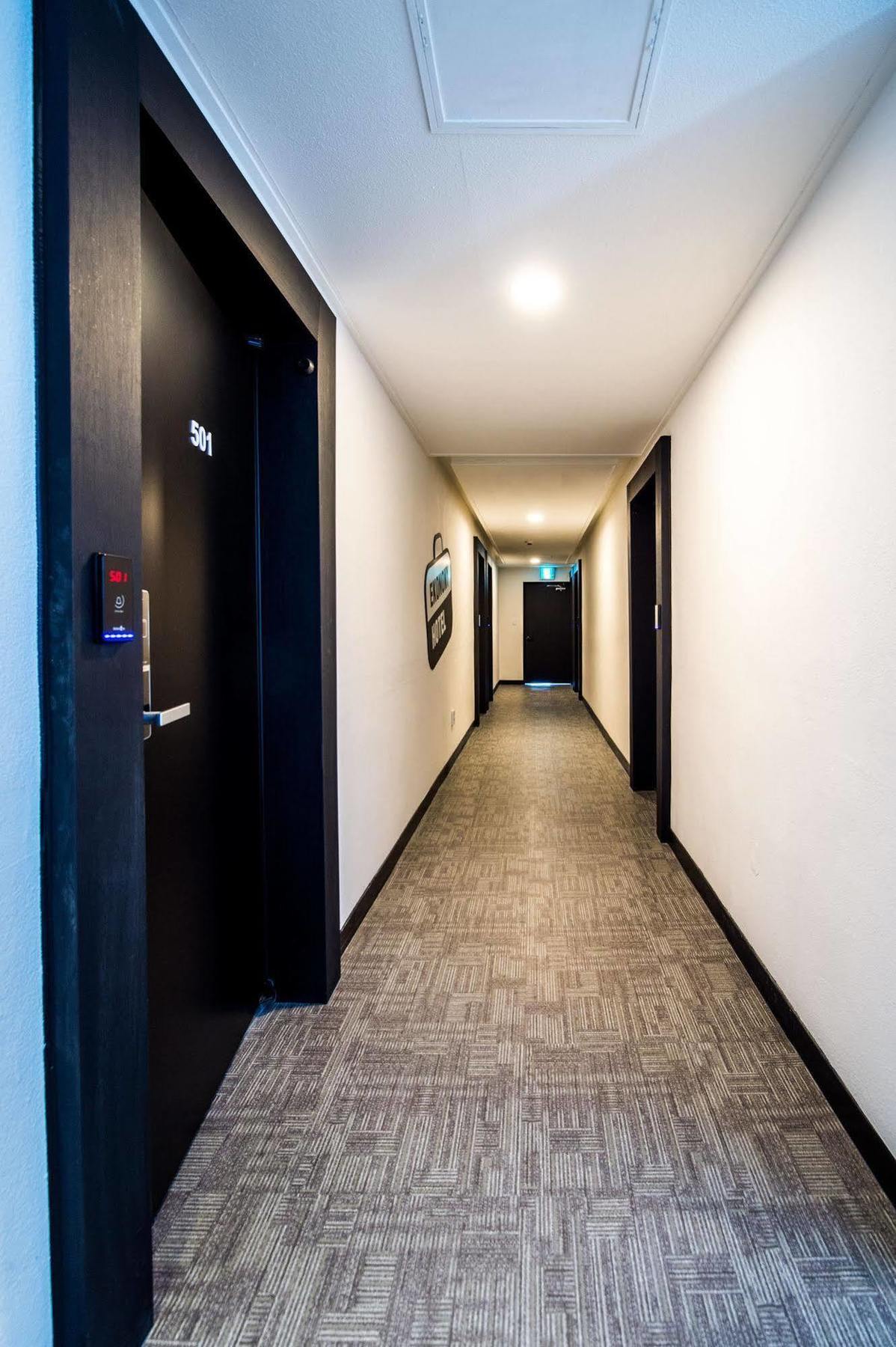 Ekonomy Hotel Σόκο Εξωτερικό φωτογραφία